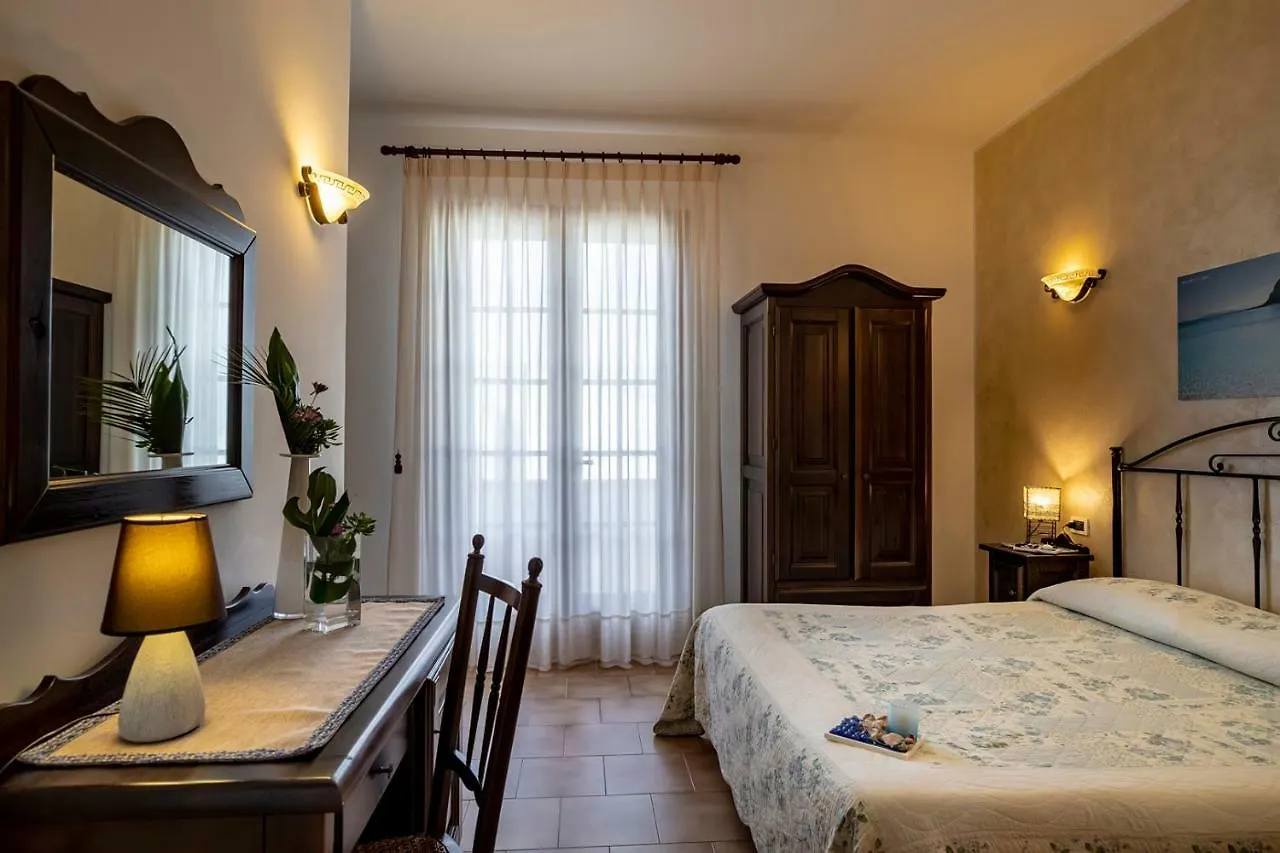 Alba Marina B&B Castelluzzo